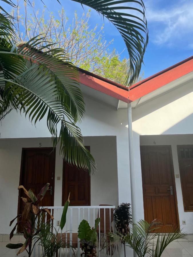 Apartamento Rumah Side Gili Trawangan Exterior foto