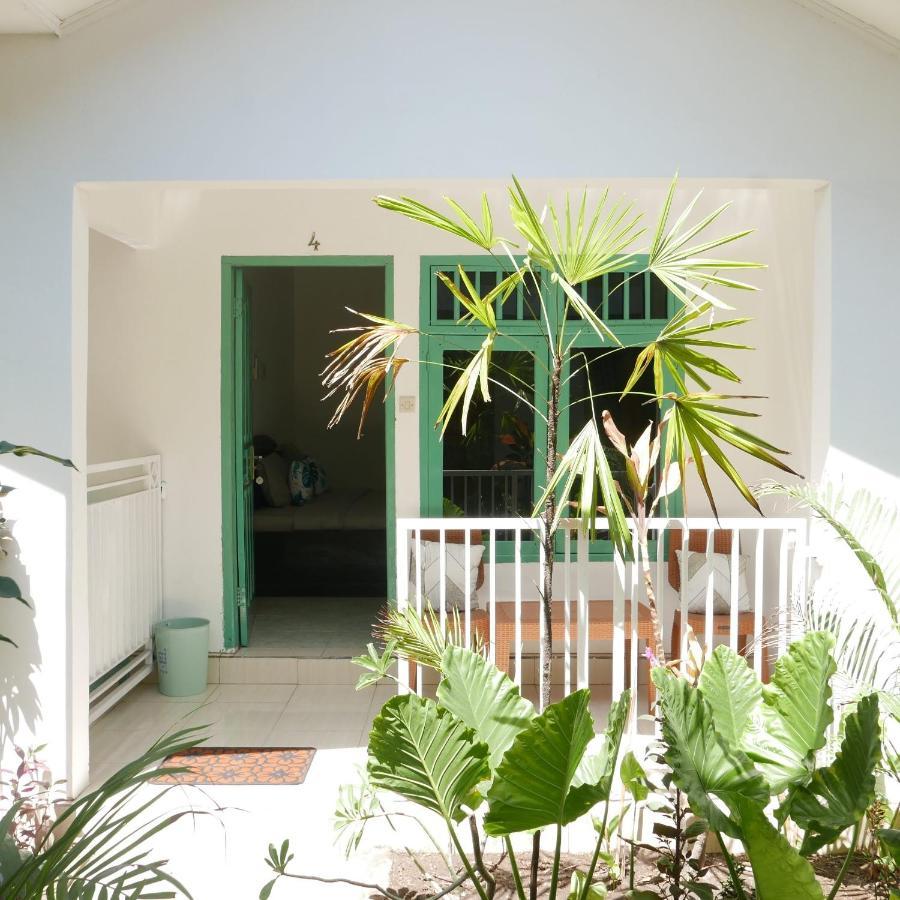 Apartamento Rumah Side Gili Trawangan Exterior foto