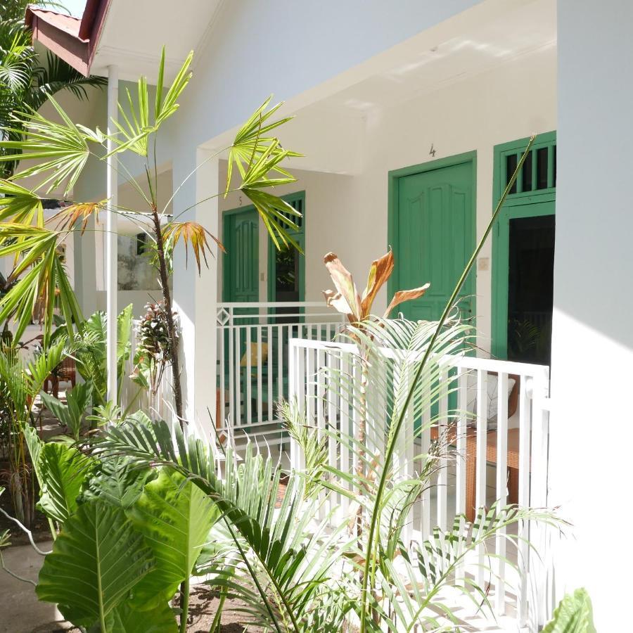 Apartamento Rumah Side Gili Trawangan Exterior foto